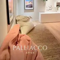 BEFORE/AFTER
Le temps est passé très vite : à pleine les sols terminés, il fallait que l’on se réinstalle rapidement, car pour la 1ère fois depuis 8 ans nous nous retrouvions tous en famille chez nous pour passer les fêtes de fin d’année. En parallèle, je devais terminer 4 projets juste avant les fêtes. Et puis les fêtes sont arrivées, et j’ai pris le temps d’apprécier et de vivre ces moments uniques en famille.
Donc me revoilà, et je recommence en partageant avec vous un des projets clés de l’an dernier. C’était un projet vraiment inspirant, où l’objectif était de créer un environnement qui permette à des enfants qui vivent un moment difficile de se ressourcer et de se sentir mieux, au moins l’espace d’un instant. Ce qui m’a émerveillé dans ce projet, a été de constater à quel point les gens peuvent s’unir autour d’une cause noble. En résumé de voir l’Homme dans ce qu’il a de meilleur.
Alors voici un AVANT-APRÈS de ce sous-sol. Objectif atteint ?
.
.
.
.
#causebiggerthanyourself #noblecause #feelgood #helpingotherssucceed #helpingothers #palliacco #palliaccoproject #sianzeng #farrowandballammonite #fatboy #catheline_cavarroc #monttremblant #livingtremblant #tremblantdesigner